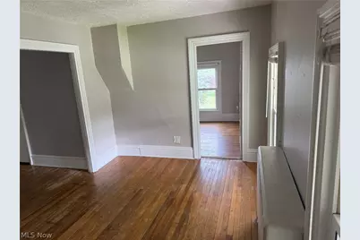 47550 Middle Ridge Road, Amherst, OH 44001 - Photo 2
