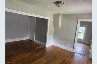 47550 Middle Ridge Road, Amherst, OH 44001 - Photo 2