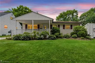 1118 Terrell Dr, Akron, OH 44313 - Photo 2