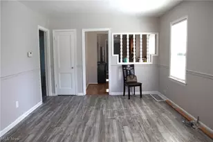 2580 E 37th St, Lorain, OH 44055 - Photo 12