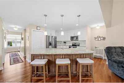 1584 Silver Oak Circle, Twinsburg, OH 44087 - Photo 4