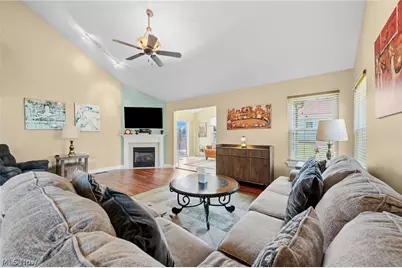 1584 Silver Oak Circle, Twinsburg, OH 44087 - Photo 6