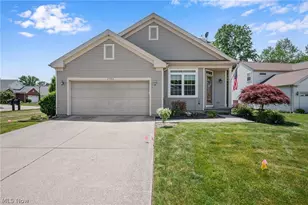 1584 Silver Oak Cir, Twinsburg, OH 44087 - Photo 1