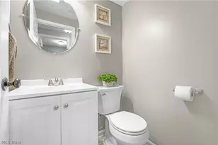 4583 Wildflower Dr, Uniontown, OH 44720 - Photo 26
