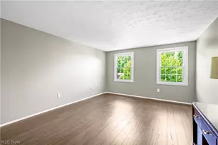 4583 Wildflower Dr, Uniontown, OH 44720 - Photo 22