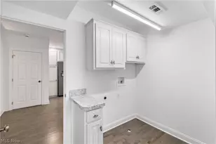 13113 Cleveland Ave NW, Uniontown, OH 44685 - Photo 12