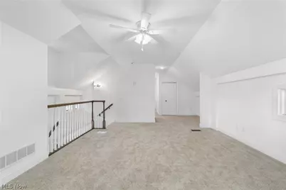 13113 Cleveland Avenue NW, Uniontown, OH 44685 - Photo 14