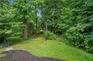 553 N Briarcliff Dr, Canfield, OH 44406 - Photo 38