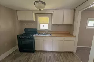 1275 Sawyer Ave, Akron, OH 44310 - Photo 10