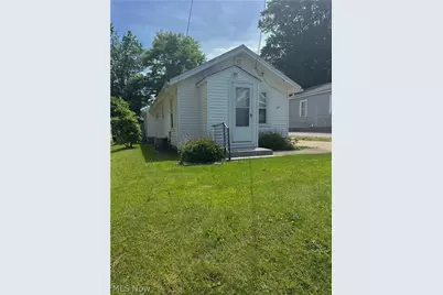 1275 Sawyer Avenue, Akron, OH 44310 - Photo 2