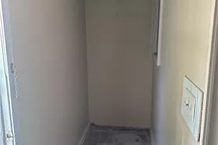 1275 Sawyer Ave, Akron, OH 44310 - Photo 18