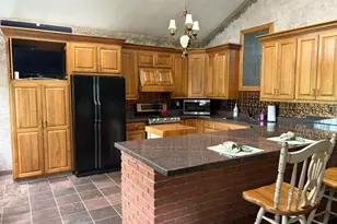 8385 Paris Ave, Louisville, OH 44641 - Photo 6
