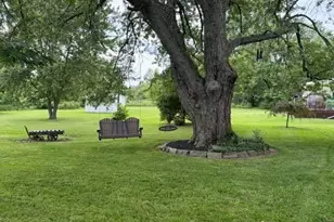 8385 Paris Ave, Louisville, OH 44641 - Photo 22