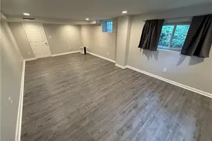1087 Krumroy Rd, Akron, OH 44306 - Photo 18
