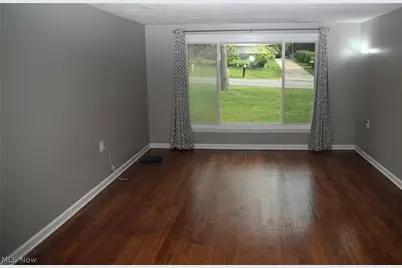 1087 Krumroy Road, Akron, OH 44306 - Photo 2
