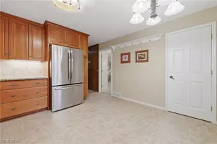 992 Fireside Dr, Brunswick, OH 44212 - Photo 10