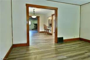 722 5th St, Struthers, OH 44471 - Photo 18