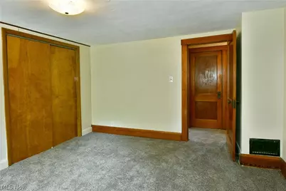 722 5th Street, Struthers, OH 44471 - Photo 32