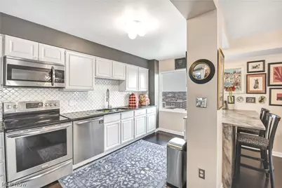 12500 Edgewater Drive #1202, Oakwood, OH 44107 - Photo 10