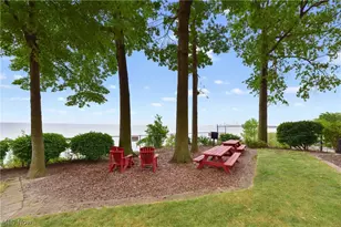 12500 Edgewater Dr, Oakwood, OH 44107 - Photo 40