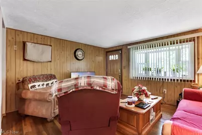 62682 Beverly Lane, Cambridge, OH 43725 - Photo 8