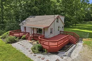 1403 Carson Rd, Ashtabula, OH 44004 - Photo 2