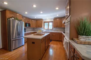 6476 Harbor Dr NW, Canton, OH 44718 - Photo 18