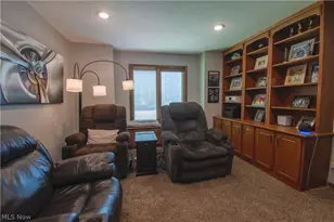 6476 Harbor Dr NW, Canton, OH 44718 - Photo 24