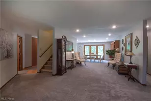 6476 Harbor Dr NW, Canton, OH 44718 - Photo 10