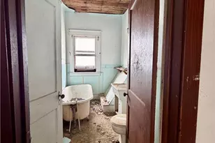 828 Miami St, Youngstown, OH 44505 - Photo 12