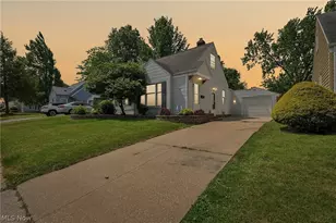 1666 Thornapple Ave, Akron, OH 44301 - Photo 22
