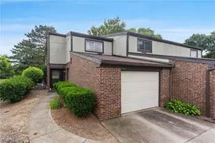 931 Trimble Dr, Akron, OH 44307 - Photo 2