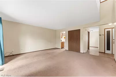 931 Trimble Drive, Akron, OH 44307 - Photo 8