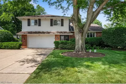5379 Meadow Wood Boulevard, Lyndhurst, OH 44124 - Photo 1
