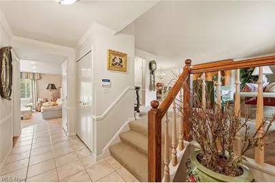 5379 Meadow Wood Boulevard, Lyndhurst, OH 44124 - Photo 16