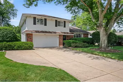 5379 Meadow Wood Boulevard, Lyndhurst, OH 44124 - Photo 28