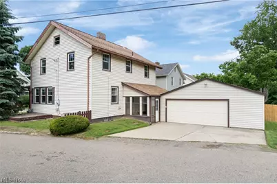 206 Bachtel Street SE, North Canton, OH 44720 - Photo 2