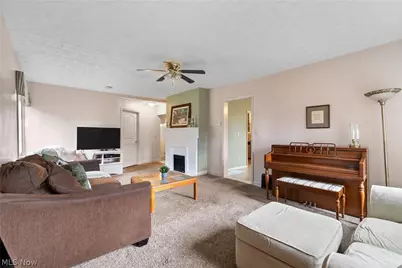 206 Bachtel Street SE, North Canton, OH 44720 - Photo 8