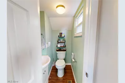 37450 Green Drive, Eastlake, OH 44095 - Photo 18