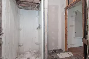 716 E 160th St, Loveland, OH 44110 - Photo 38
