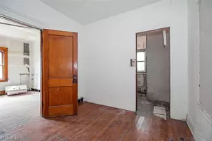716 E 160th St, Loveland, OH 44110 - Photo 6