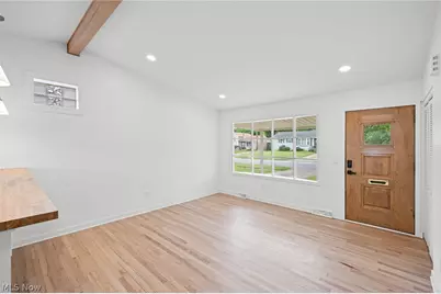 864 Wilder Avenue, Elyria, OH 44035 - Photo 10