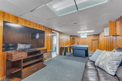 15473 Hummel Road, Brook Park, OH 44142 - Photo 18