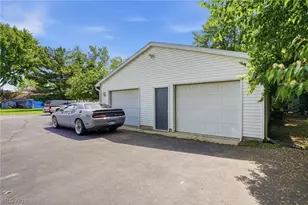 124 Tiffin Ave, Huron, OH 44839 - Photo 16