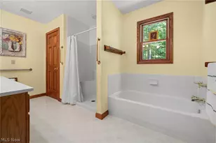167 Rebecca Ln, Brunswick, OH 44212 - Photo 20
