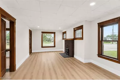 2232 Youngstown Road SE, Warren, OH 44484 - Photo 8