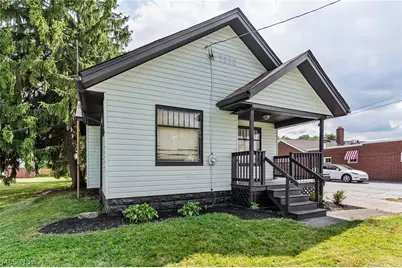 2232 Youngstown Road SE, Warren, OH 44484 - Photo 1