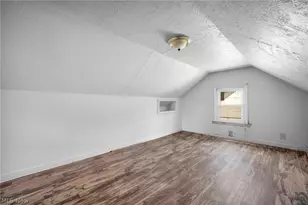 10402 Dove Ave, Loveland, OH 44105 - Photo 32