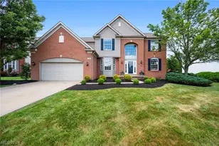 351 Hamilton Dr, Grandview Heights, OH 44147 - Photo 8