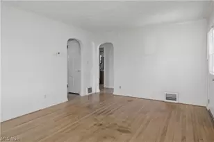 3101 Ralph Ave, Brooklyn, OH 44109 - Photo 4